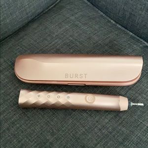 Burst rose gold electric toothbrush w/ case